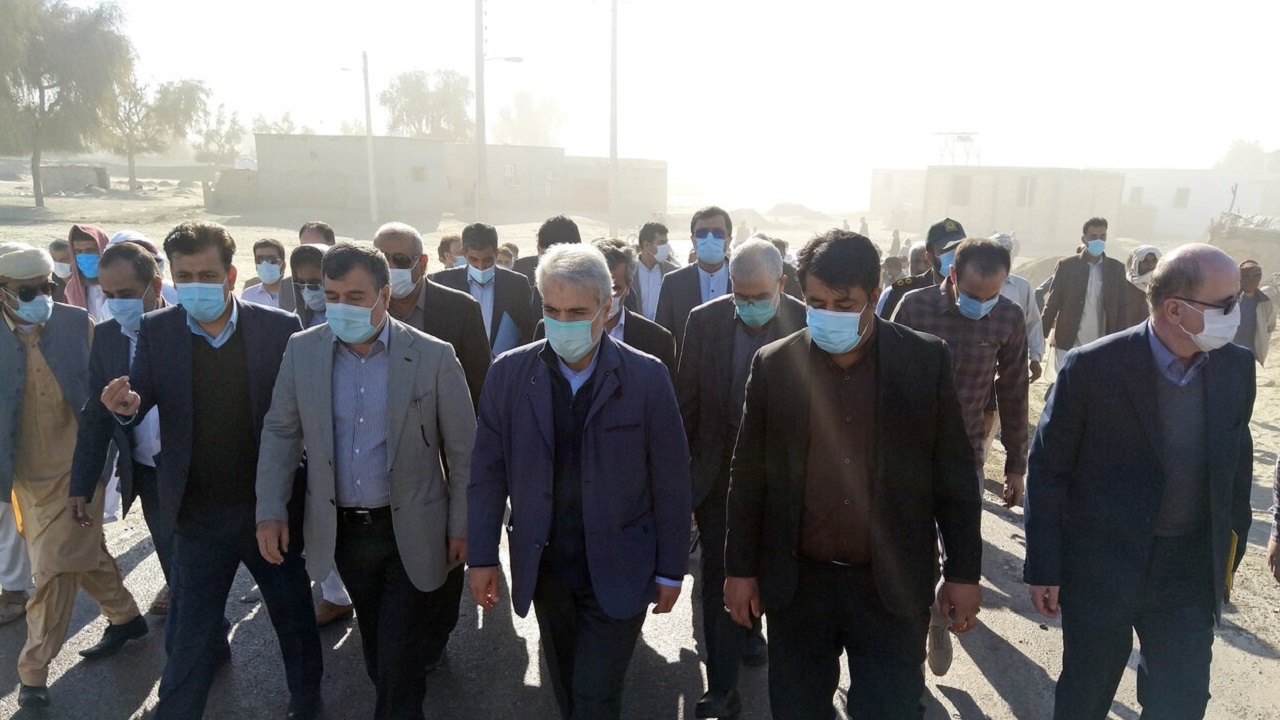 بازدید معاون رئیس جمهور از مناطق سیل زده شهرستان جاسک/ افتتاح نخستین واحد مسکونی ساخته شده پس از سیل سال ۹۸