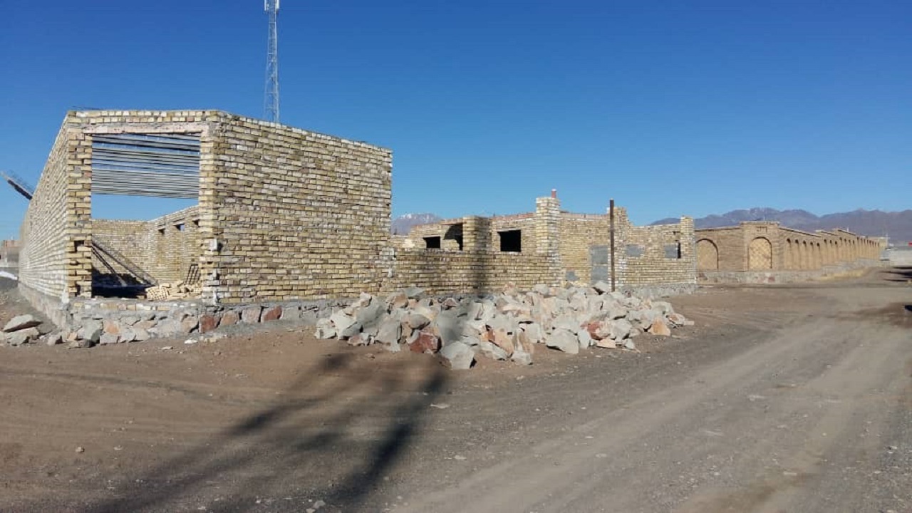 صدور مجوز احداث اقامتگاه بوم گردی در صدخرو