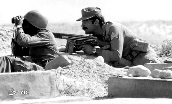 فرمانده ارتشی که زیر شکنجه ضد انقلاب به امام وفادار ماند فرمانده ارتشی که زیر شکنجه ضد انقلاب به امام وفادار ماند