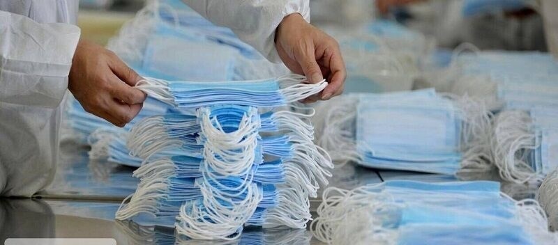 قیمت ماسک سه لایه بیشتر از هزار تومان گرانفروشی است