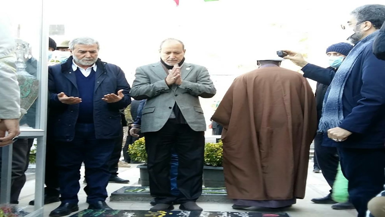 ادای احترام دبیرکل جنبش جهاد اسلامی فلسطین به مقام شهید سلیمانی