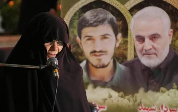بانویی که سردار سلیمانی با پای برهنه به استقبالش رفت