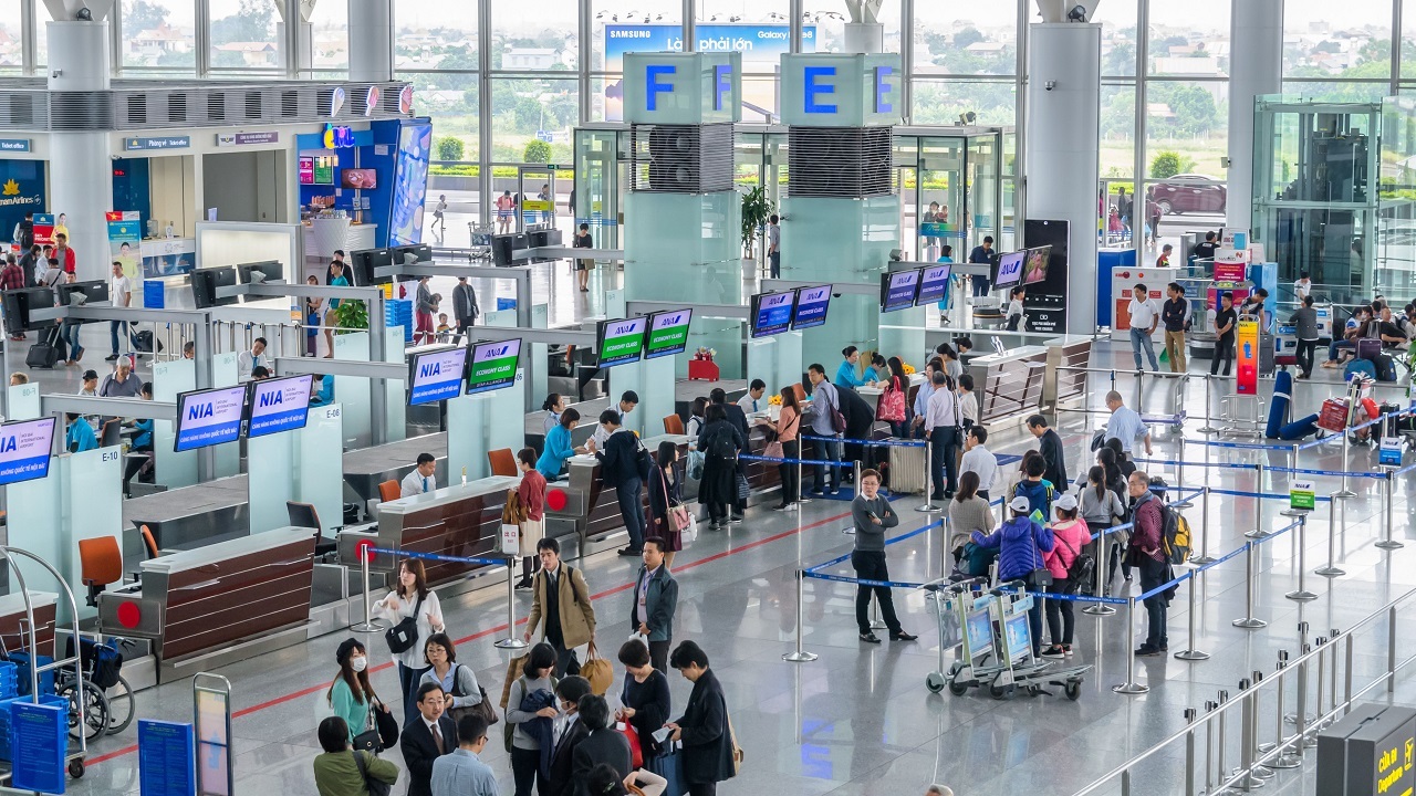 ویتنام پرواز هواپیما‌ها از انگلیس و آفریقای جنوبی را متوقف کرد