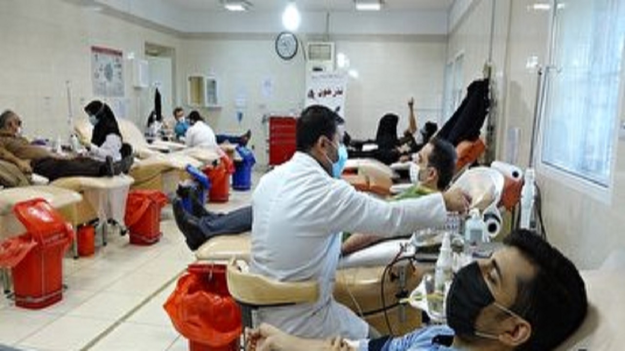 خون هنرمندان بسیجی قم در رگ های بیماران نیازمند جاری شد