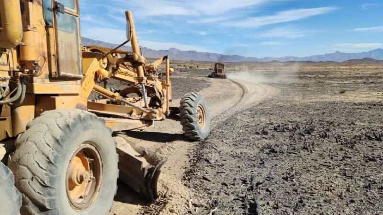 عملیات تسطیح ۳۰۰ کیلومتر از مسیر‌های روستایی مهرستان انجام شد