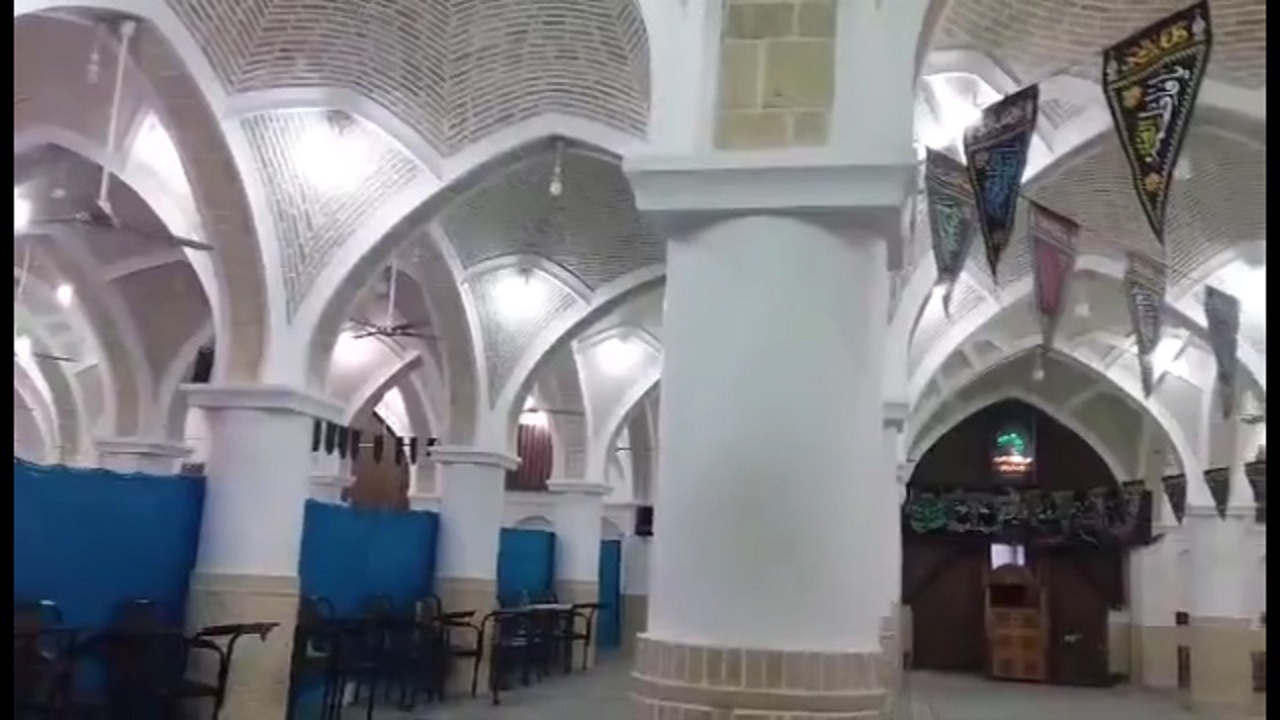 نمایی از مسجد تاریخی نوش آباد در آران و بیدگل + فیلم