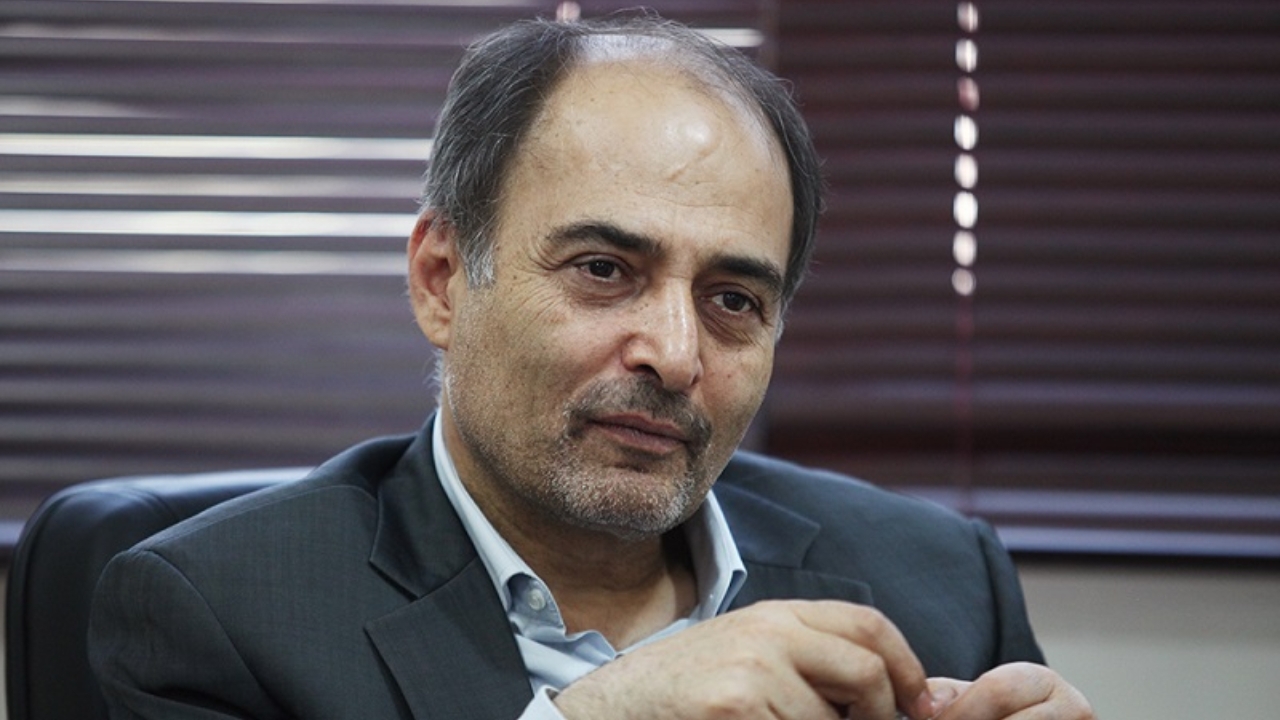 اسلامیان: برای حضور در انتخابات فدراسیون فوتبال هنوز تصمیم نگرفته ام