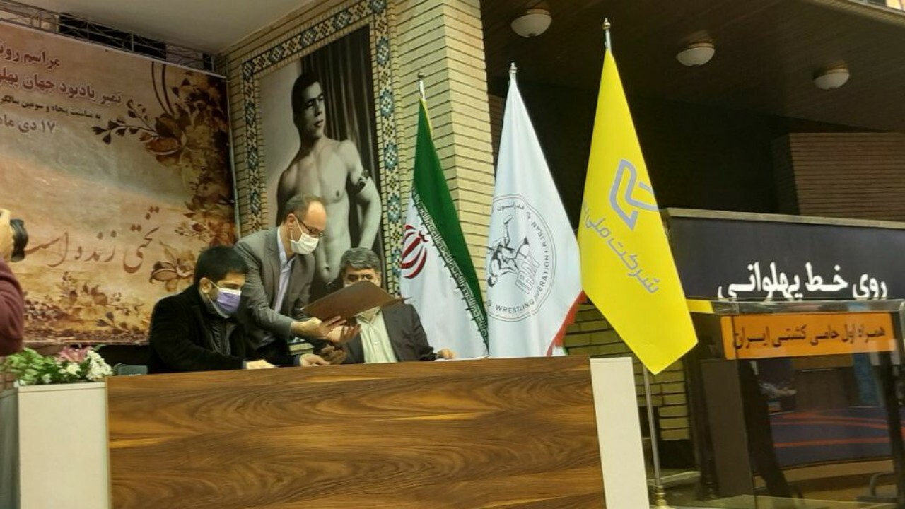 دبیر: کشتی از ورزش ایران بزرگتر است
