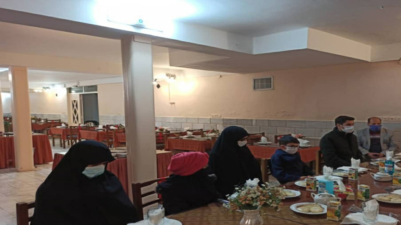 دیدار رییس دادگستری کرمان با خانواده شهدای مراسم تشییع سردار دلها