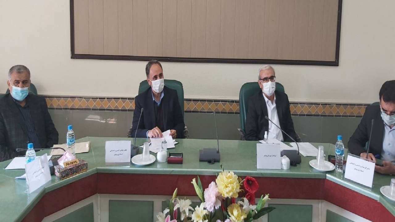برخی نمی‌خواهند قبول کنند نظام درگیر جنگی نابرابر است