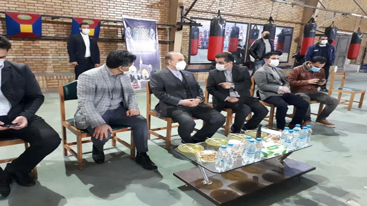 بازدید وزیر ورزش و جوانان از تمرین تیم ملی بوکس