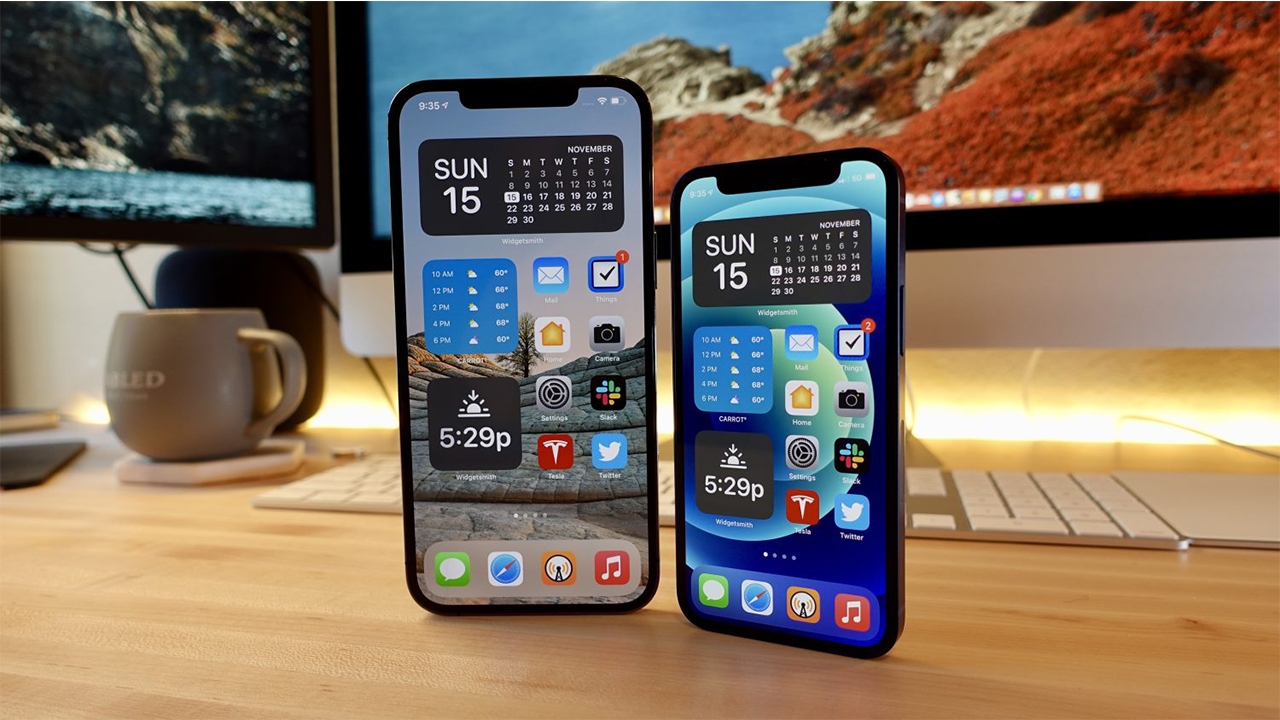 مقایسه دقیق گوشی های iPhone 12 mini و iPhone XS Max