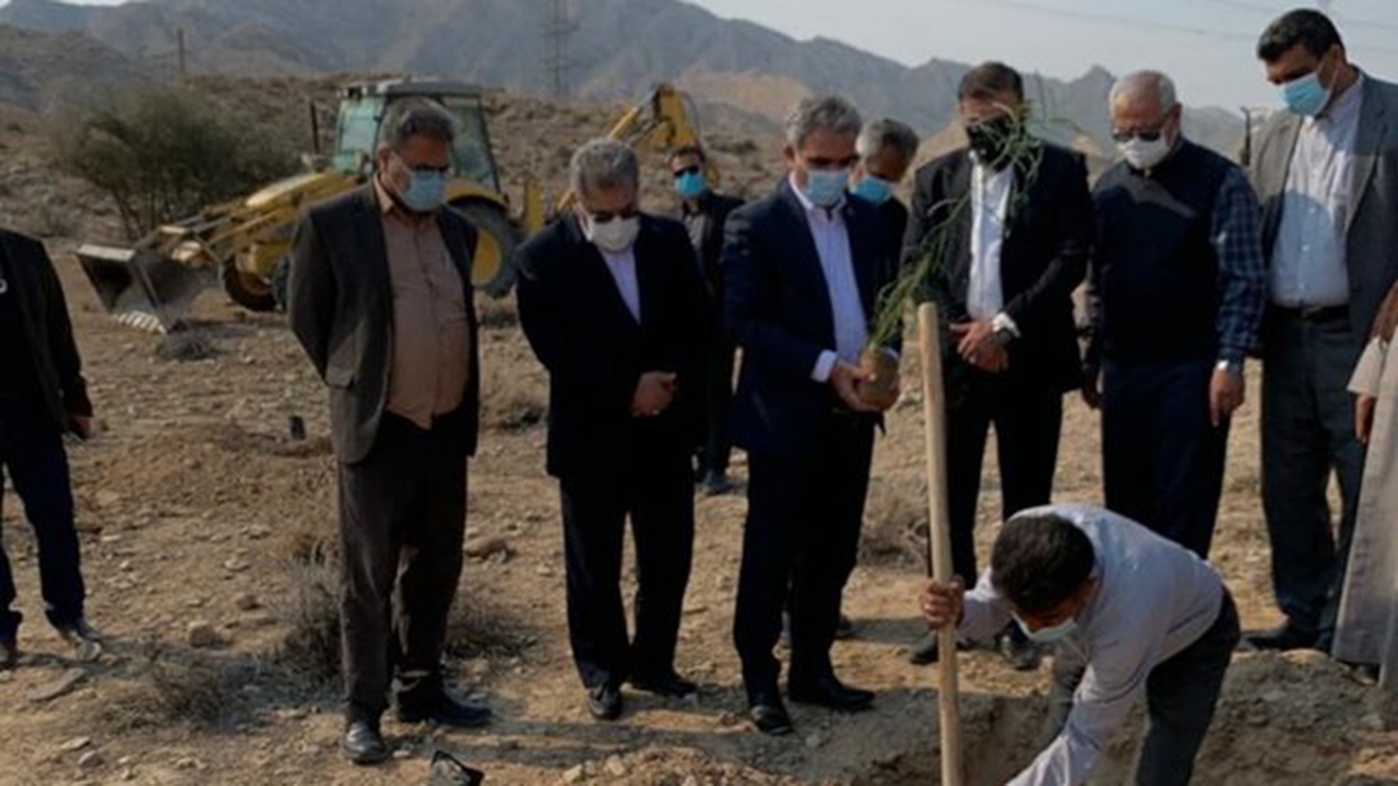 آغاز عملیات اجرایی پروژه کمربند سبز پالایشگاه پارسیان