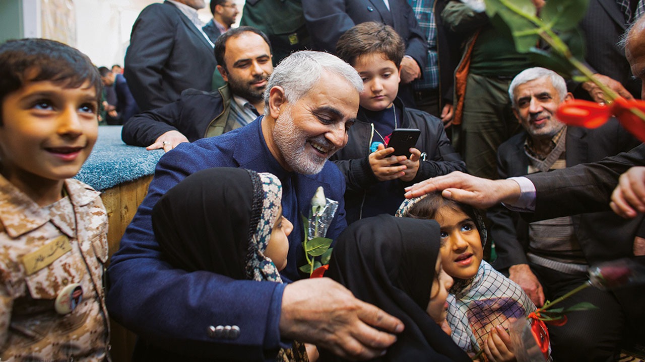 کدام نامه را همراه  با سردار سلیمانی به خاک سپردند؟