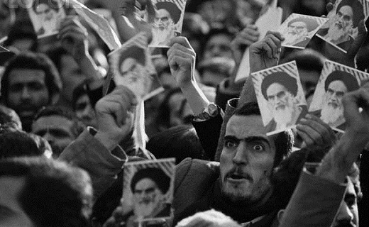 بازخوانی قیام تاریخ ساز ۱۹ دی ماه