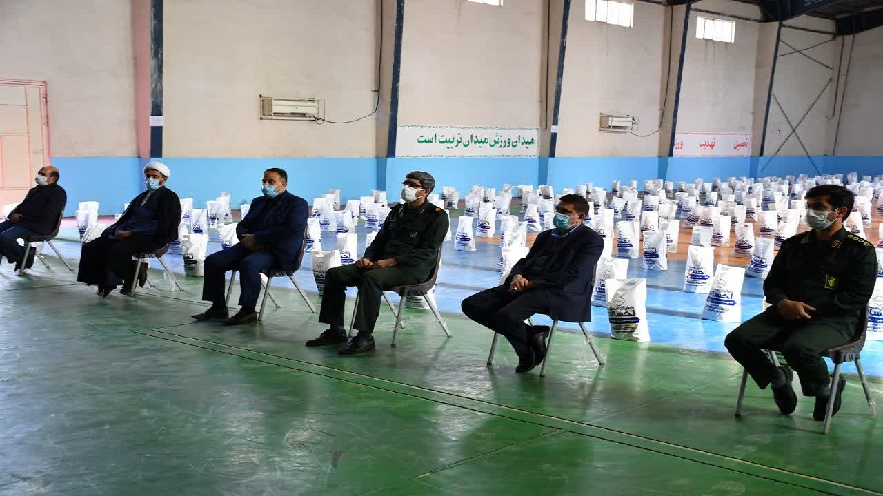 توزیع ۸۵۰ بسته معیشتی در اندیمشک