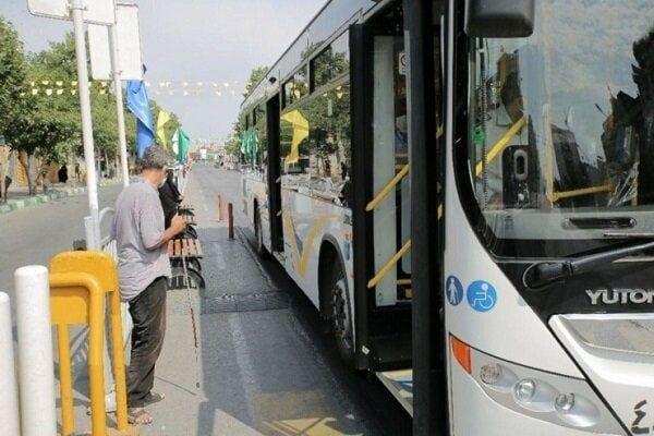 اتوبوس&zwnj;هایی که برای تزئین ایستگاه&zwnj;ها استفاده می&zwnj;شوند/ این&zwnj;بار آقایان از حمل و نقل عمومی سهمی نبردند