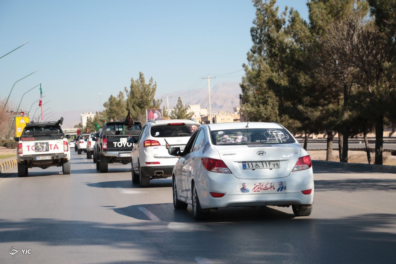 حضور کاروان اتومبیلرانان قزوینی بر سر مزار سردار دل&zwnj;ها