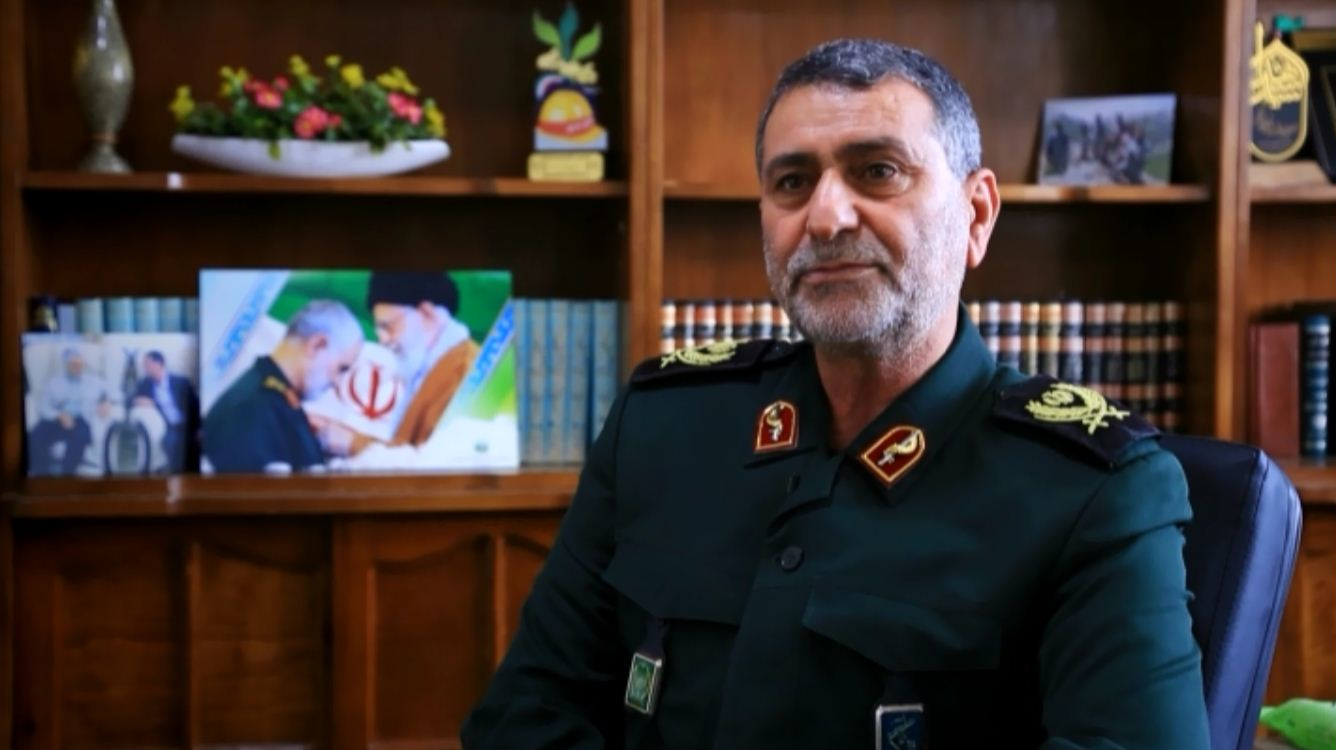 &laquo;حاج قاسم&raquo; مرد محبوب کُردها/از افشای مسائل پشت&zwnj; پرده&zwnj; داعش تا پیروزی پیشمرگان به فرماندهی سردار