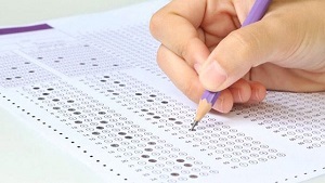هزار و ۴۲۰ نفر در آزمون استخدامی ارتش جمهوری اسلامی ایران با یکدیگر رقابت کردند