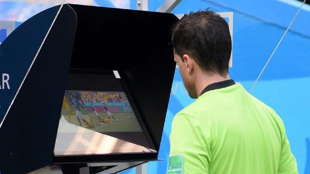 استفاده از VAR در لیگ یک فوتبال عربستان