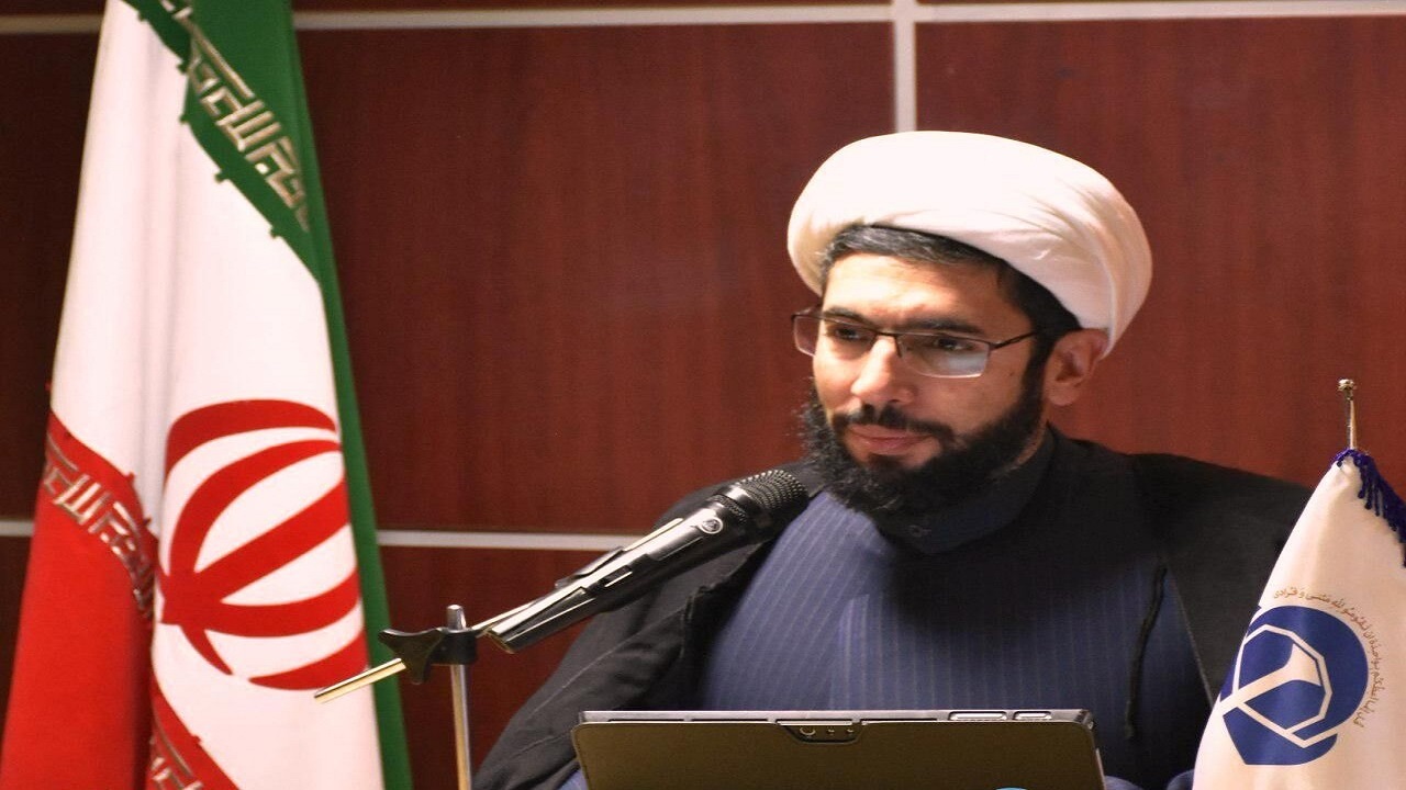 محبت مردم به شهید سلیمانی نتیجه محبت او به خدا است