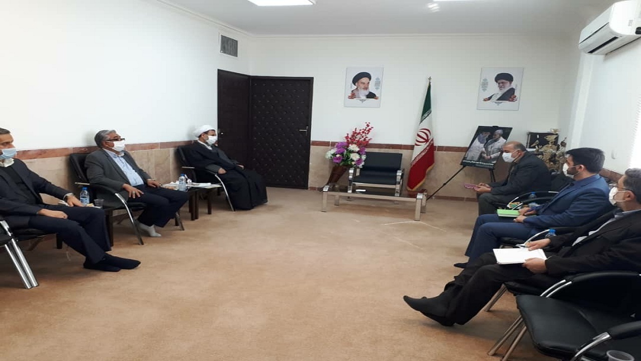 دیدار مسئولین ستادی کانون‌های خدمت رضوی با امام جمعه کرمان