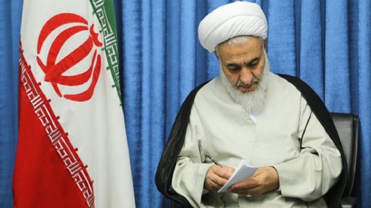 تسلیت امام جمعه قزوین در پی در گذشت مادر شهیدان کافی
