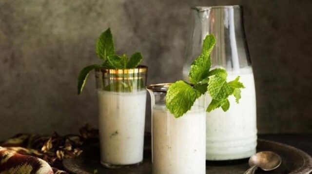 طرز تهیه مرحله به مرحله دوغ کفیر خانگی، فوت و فن&zwnj;ها و خواص آن