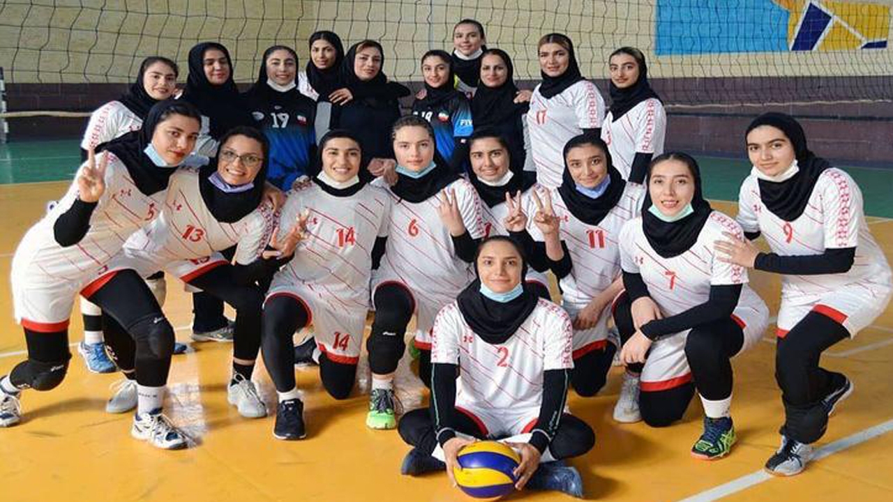 مصاف نمایندگان فارس و تهران در لیگ برتر والیبال بانوان