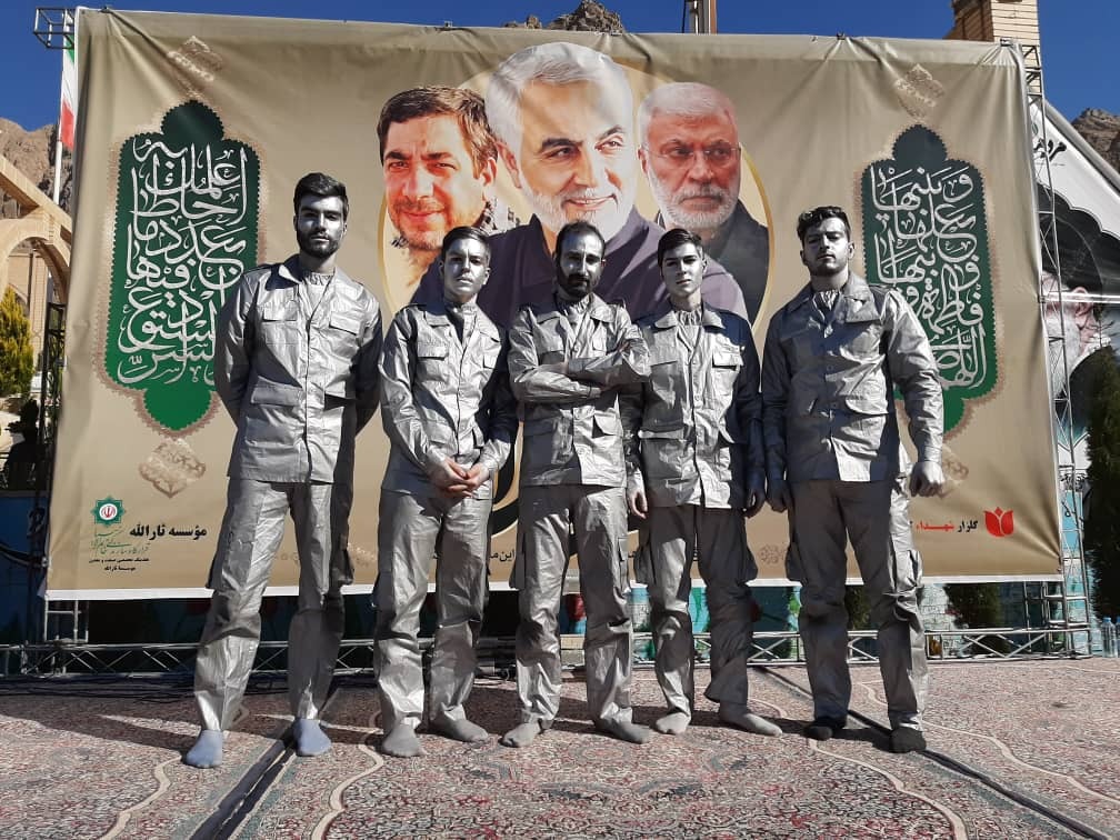 نمایش خیابانی &laquo;سرباز&raquo; با استقبال بی نظیر مردم و نهاد&zwnj;ها همراه بود