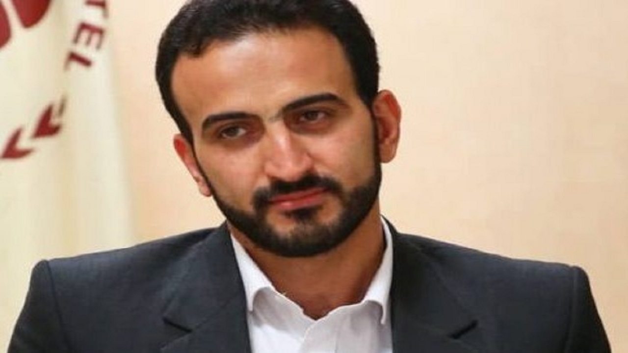 مدیرعامل ذوب آهن در انتخابات فدراسیون فوتبال ثبت نام کرد