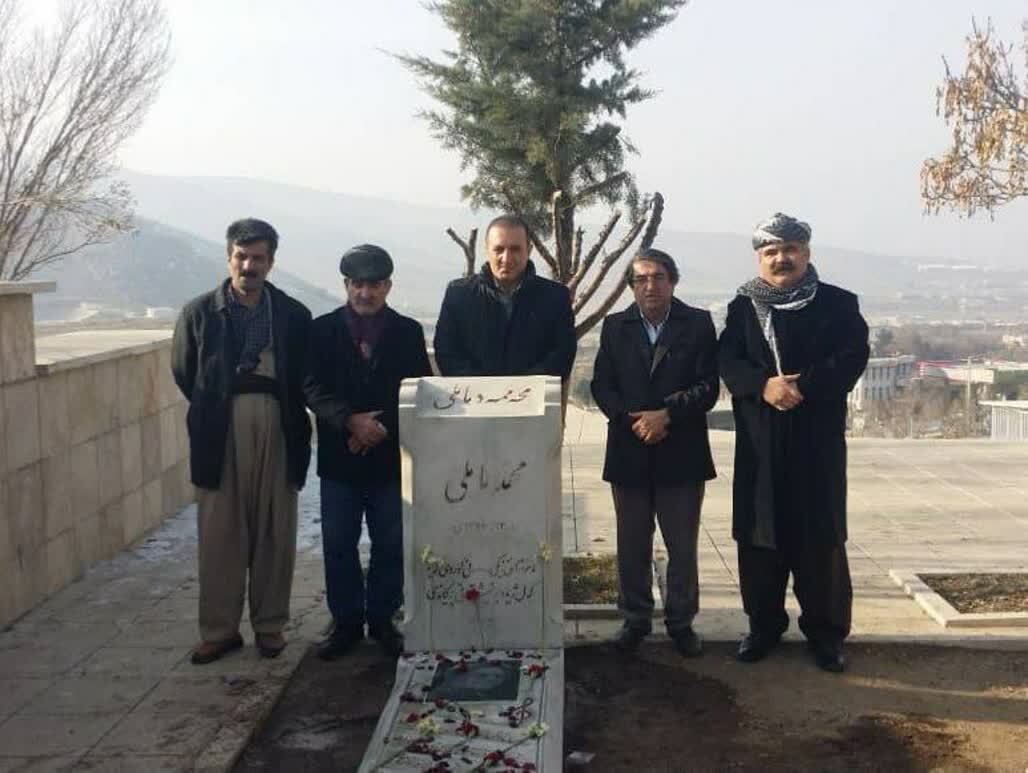 مزار استاد محمد ماملی گلباران شد