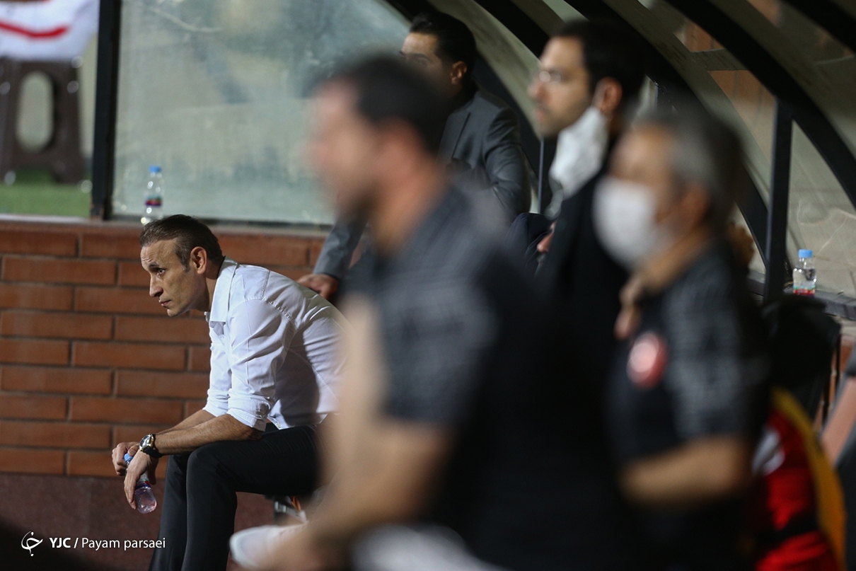 استقلال - پرسپولیس/ جنگ نیمروزی در ورزشگاه خالی