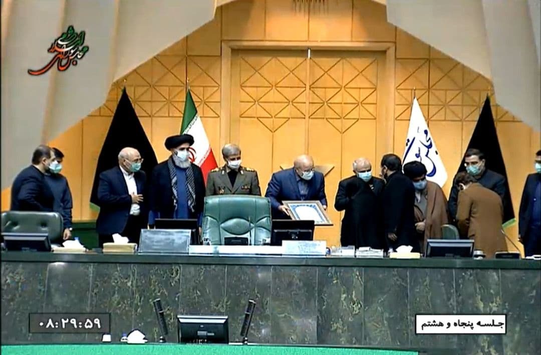 نمایندگان مجلس از خانواده شهید فخری&zwnj;زاده تقدیر کردند