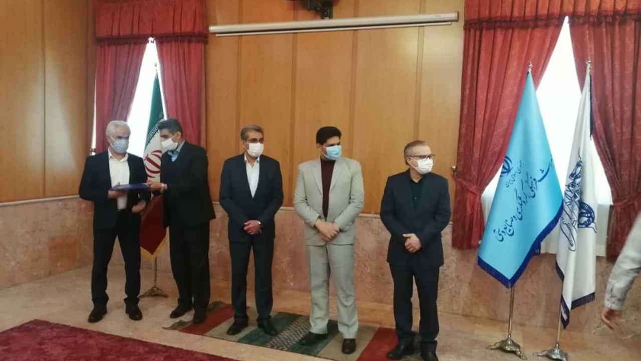 اعطای گواهینامه استاندارد به ۲۵ واحد گردشگری در فارس