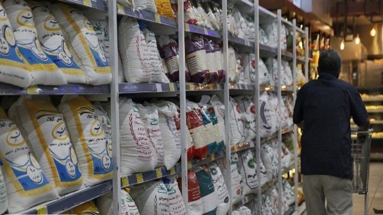 بیش از ۳ هزار تن برنج هندی و ۱۲۰ تن برنج پاکستانی در استان همدان توزیع شد