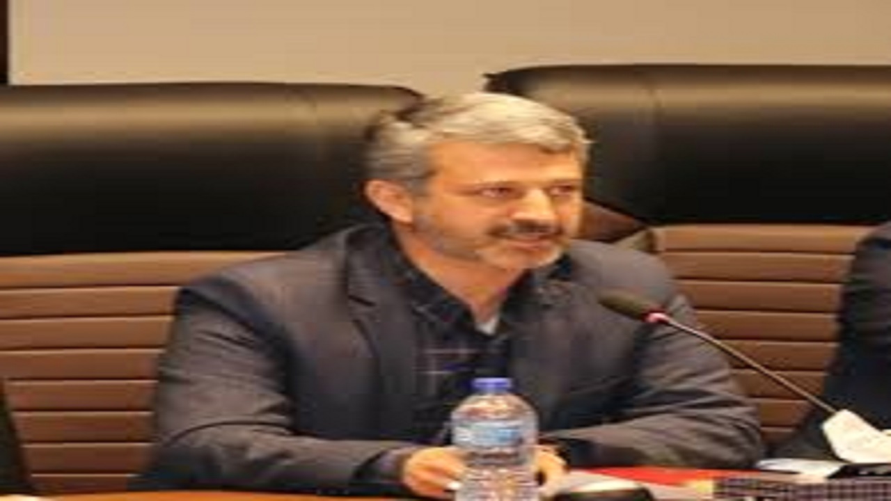 تقسیم‌بندی واکسن ایرانی و خارجی غلط است