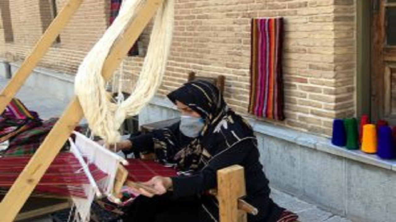 بیش از ۳۰۰ هنرمند قزوینی از مزایای بیمه بهره مند شدند