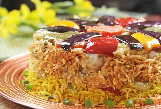 طرز تهیه فوت و فن&zwnj;های مقلوبه پلو مرغ و بادمجان؛ غذای عربی لذیذ و خوشمزه