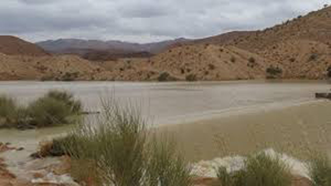 اجرای طرح عملیات آبخیزداری در روستای اسلام آباد شهرستان پاسارگاد