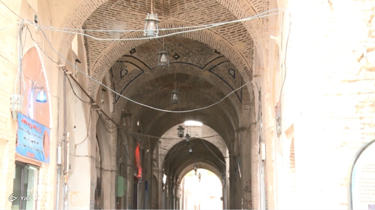 بازار تاریخی شمس السلطنه نراق در دست مرمت