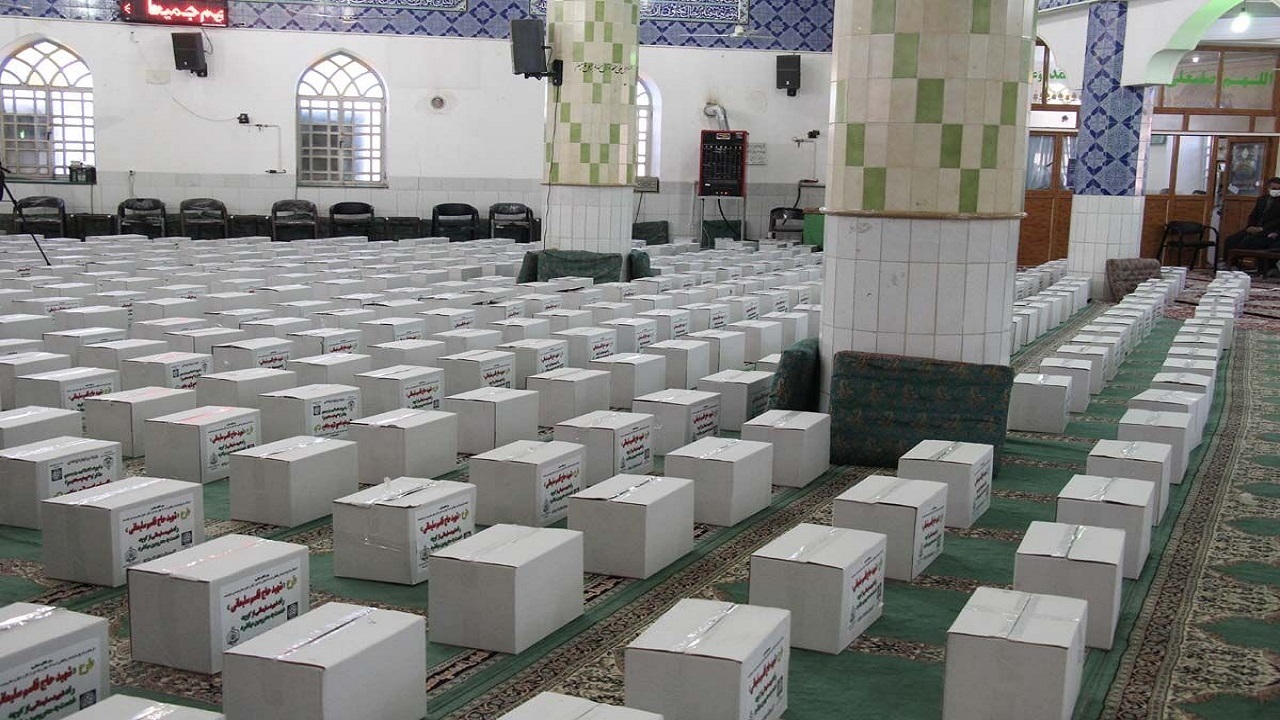 افزون‌بر پنج هزار بسته معیشتی در سیستان و بلوچستان توزیع شده است