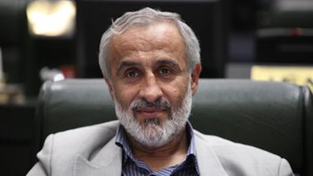 چرا خرده&zwnj;فروشی محصولات فولادی باید در بورس انجام شود؟