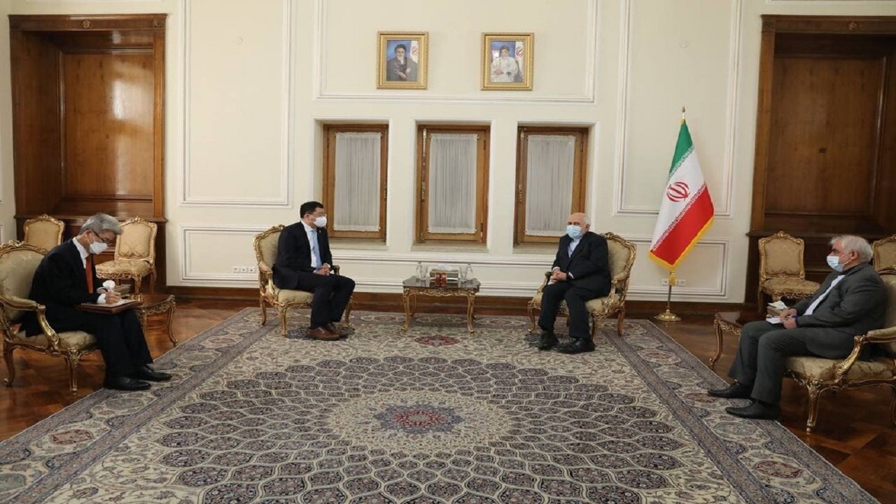 بالاخره تکلیف پول&zwnj;های بلوکه شده ایران در کره چه شد؟ /التماس&zwnj;های زیرپوستی سئول برای آزاد سازی کشتی کره&zwnj;ای و تاکید ایران بر سیاسی نکردن آن