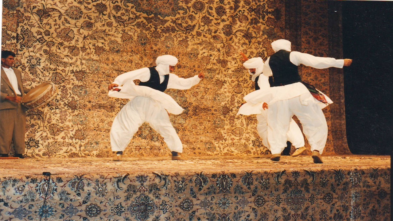 فاروق کیانی هنرمند برگزیده رقص آیینی تربت جام به عنوان گنجینه زنده بشری برگزیده شد