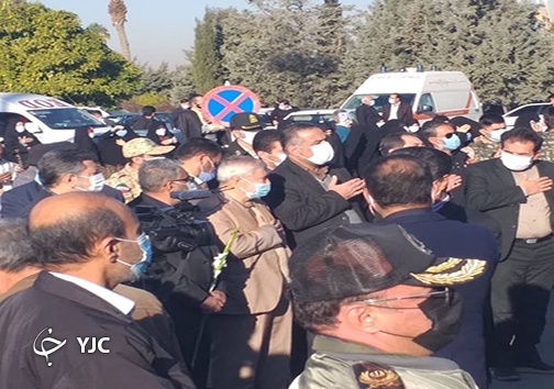 استقبال از پیکر مطهر ۱۵ شهید گمنام دوران دفاع مقدس در شیراز