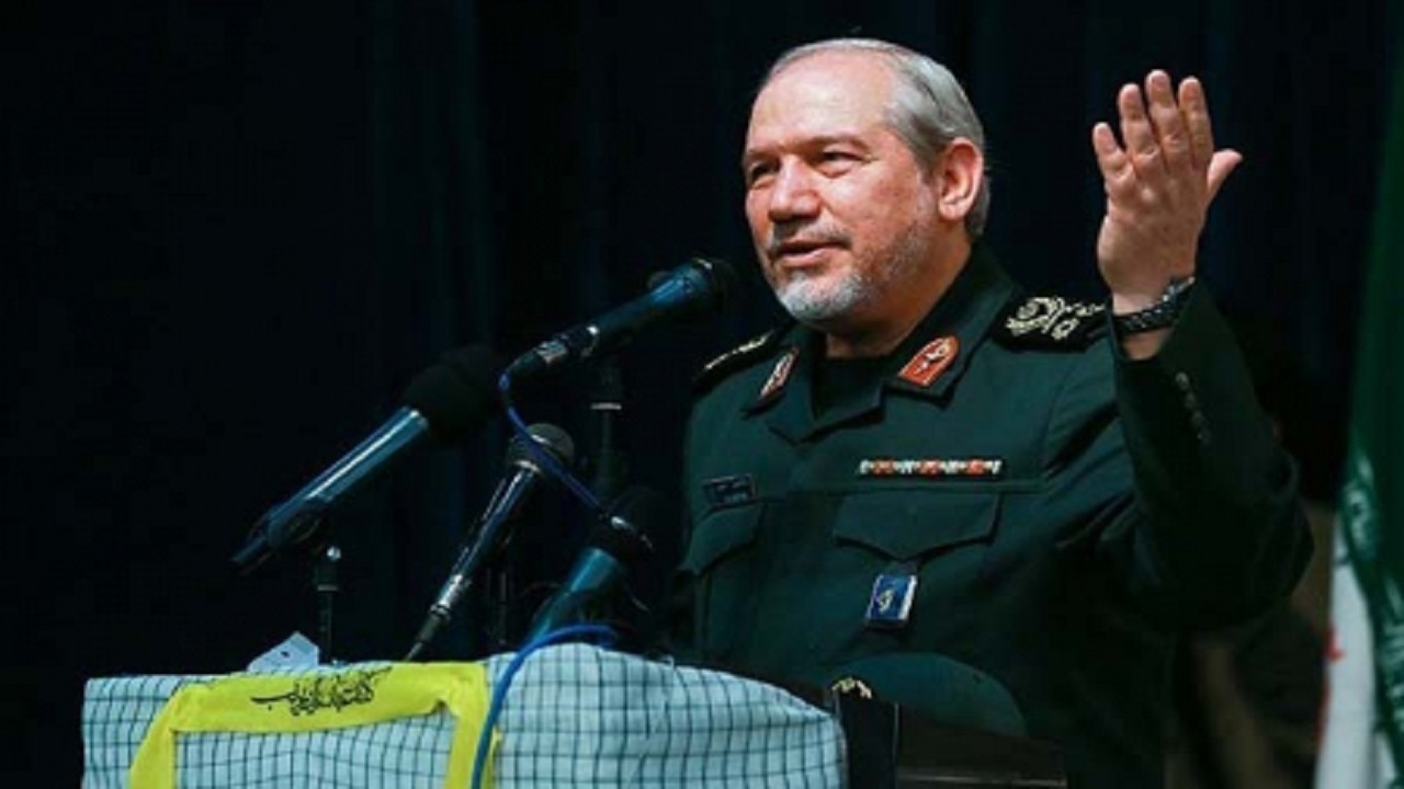 عملکرد حاج قاسم سلیمانی تحت تدابیر مقام معظم رهبری بود/ قدرت آمریکا از درون دچار فروپاشی می شود