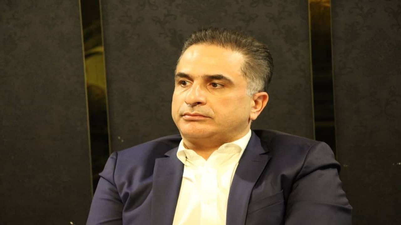 حواسمان هست، اصلاً نگران سقوط نباشید/به تیم و بازیکنان استرس وارد نکنید