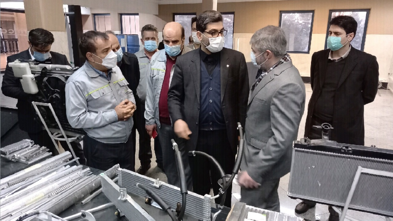 دیدار مدیرعامل شرکت ایران خودرو از شرکت‌های ساوه / مقیمی : صادرات ایران خودرو از سر گرفته شده